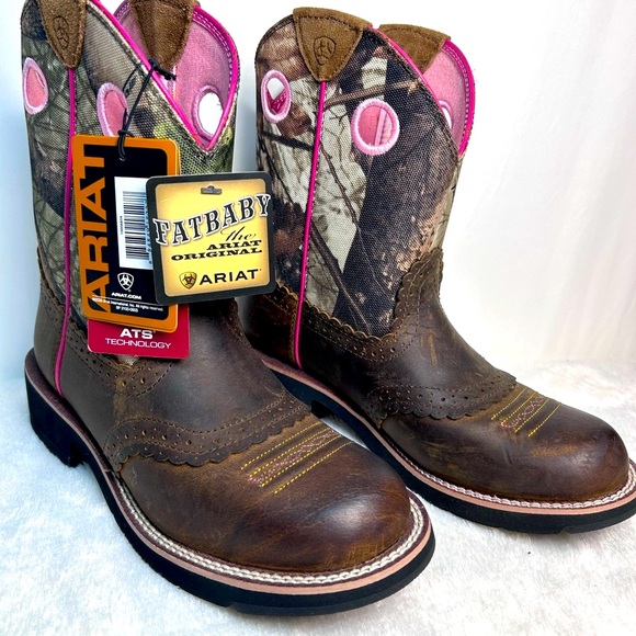Ariat women’s Fatbaby Camo Boots - Brown and Pink Sz 7.5 - Picture 1 of 7
